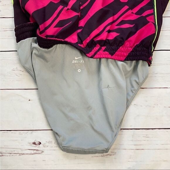 Nike Dri-Fit Running Shorts Size Medium - Picture 4 of 11
